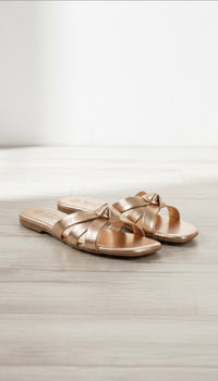Knot Metallic Slide